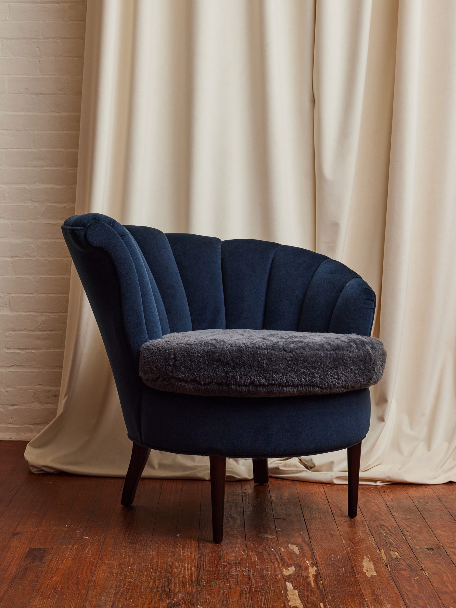 Shell Channel Back Chair