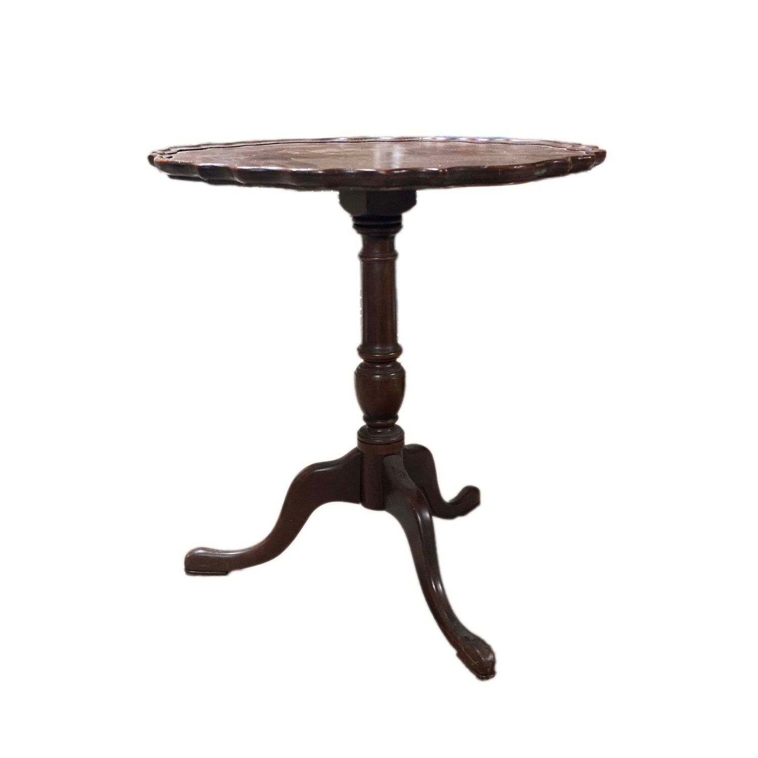 Wavy Scallop Edge Accent Table