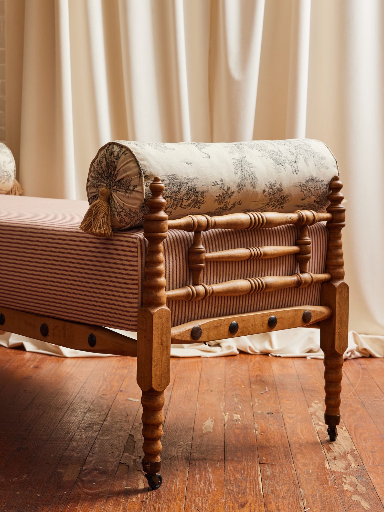 Bobbin Leg Chaise with Ticking Stripe