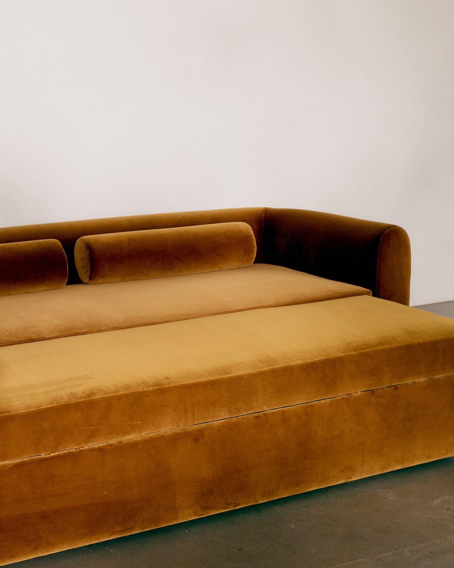 Overnite Sofa